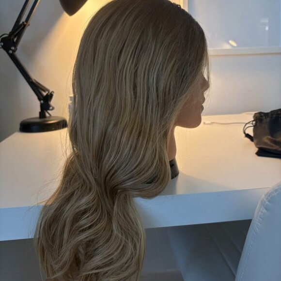 Front Lace wig - Picture 3 of 7